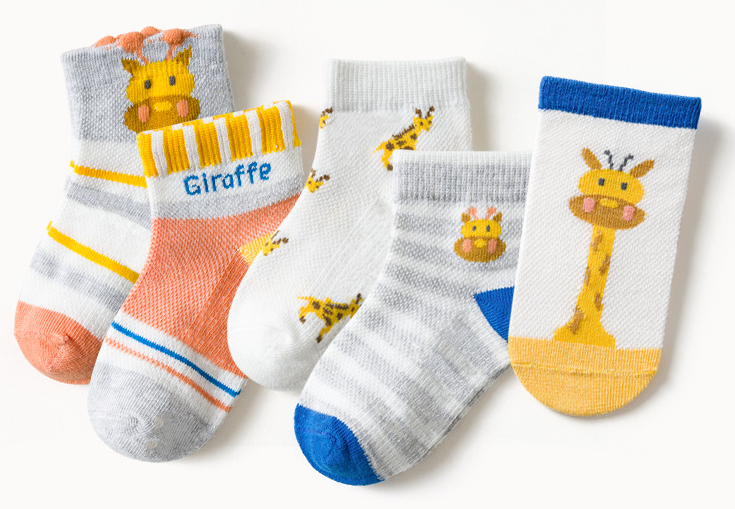 How to choose newborn socks?